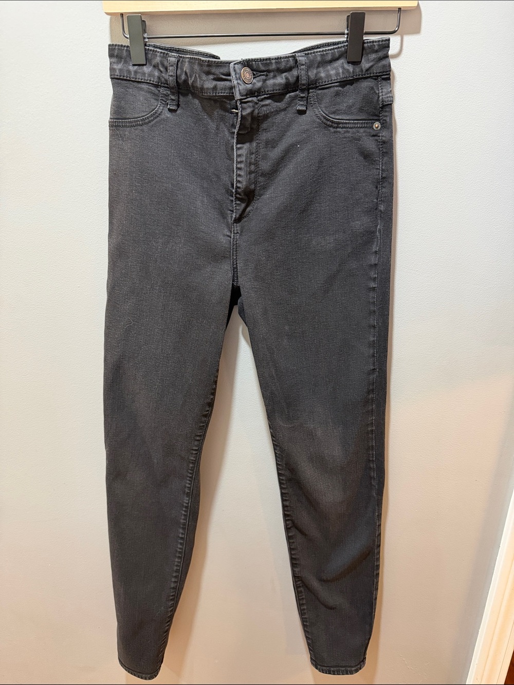 Abercrombie & Fitch Skinny Jeans in Washed Black